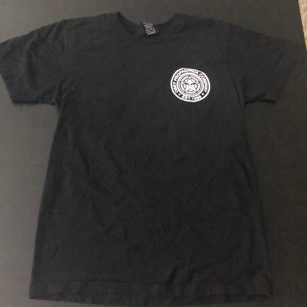 Obey T shirt